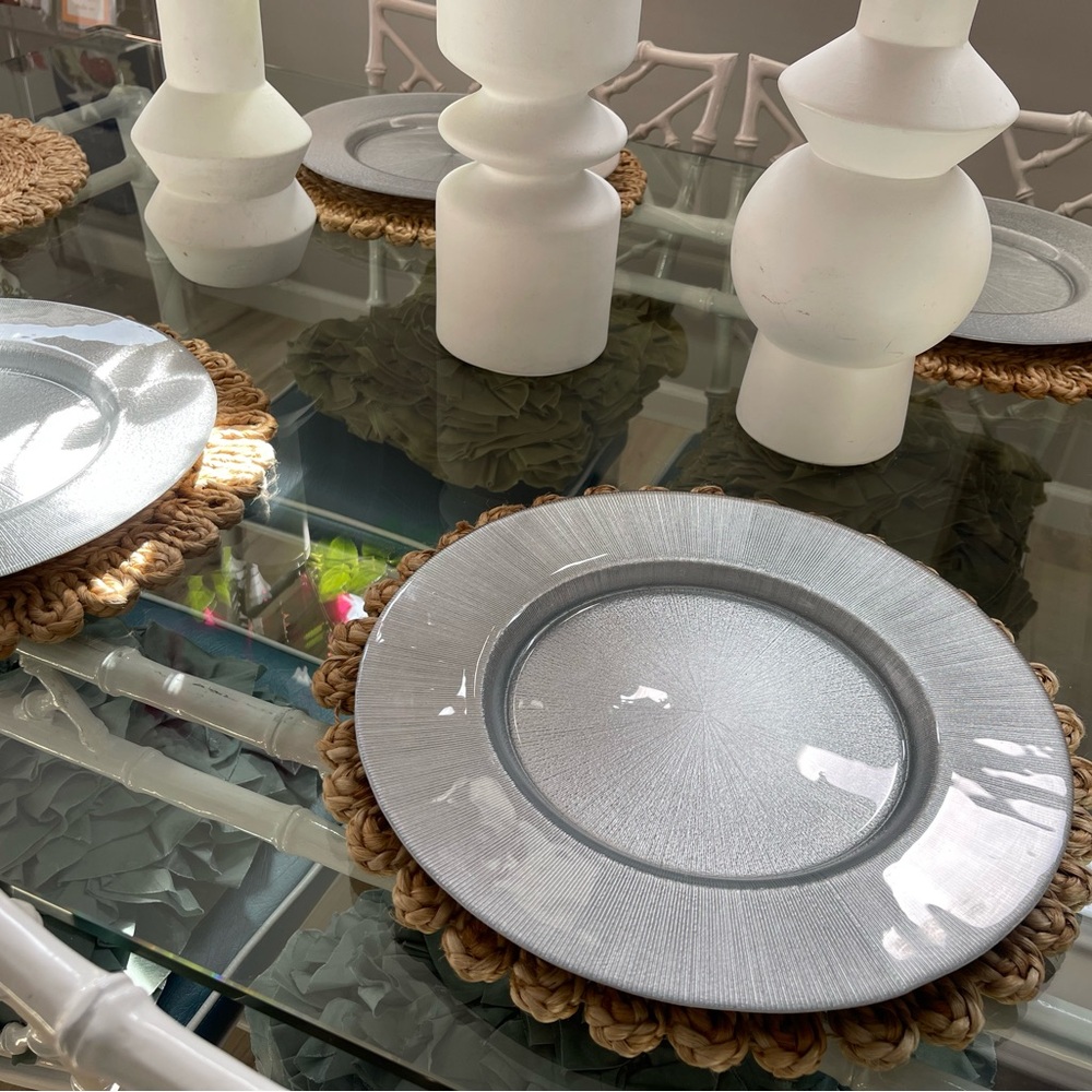 Silver Charger Set (4)